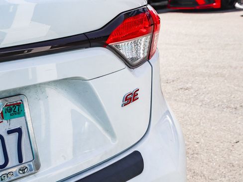 Used 2022 Toyota Corolla SE image 11