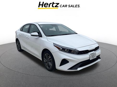 Used 2024 Kia Forte LXS image 1