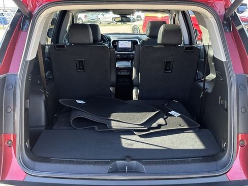 Certified 2023 GMC Acadia SLT w/ Elevation Edition image 26