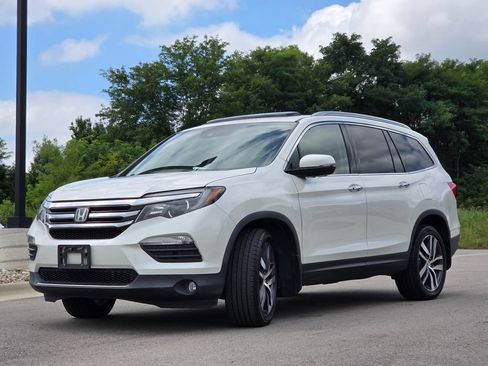 Used 2016 Honda Pilot Touring image 25