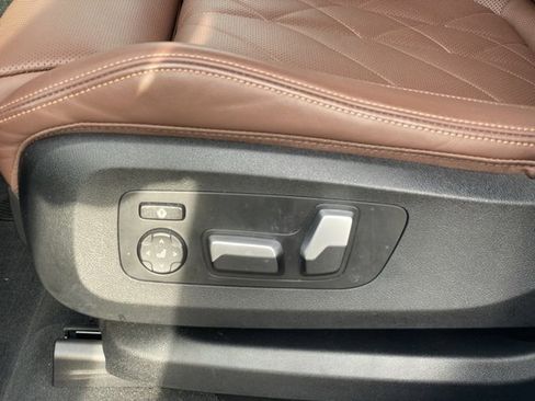 Certified 2023 BMW X5 xDrive40i w/ Executive Package image 16