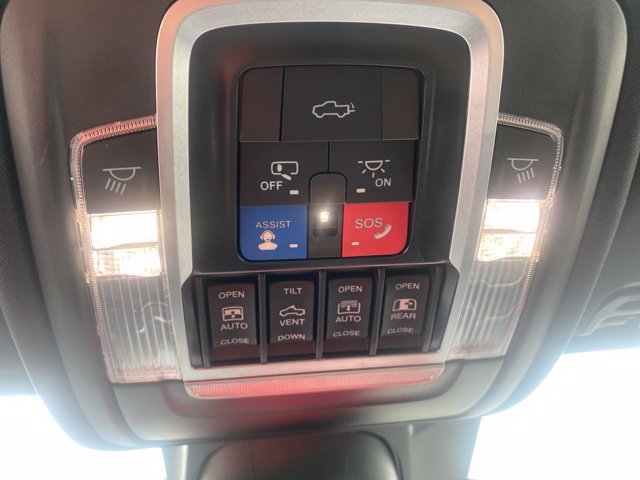 Used 2022 RAM 1500 Limited AWD/4WD image 25