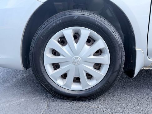 Used 2016 Nissan Versa S image 22