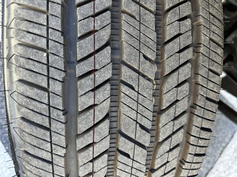 Used 2025 Toyota Tundra Platinum image 8