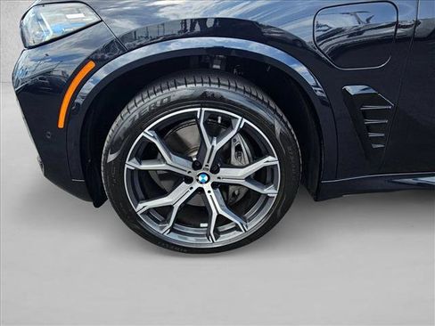 Used 2026 BMW X5 xDrive50e w/ M Sport Package AWD/4WD image 21