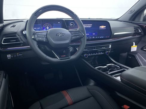 New 2026 Chevrolet Traverse RS w/ LPO, Floor Liner Package image 2