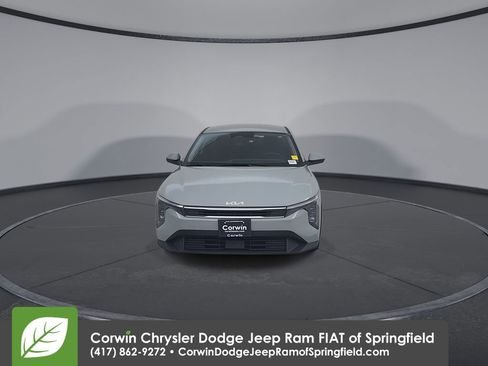 Used 2025 Kia K4 FWD image 5