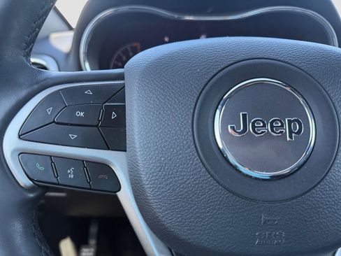 Certified 2019 Jeep Grand Cherokee Limited image 25