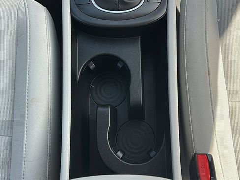 Certified 2025 Hyundai Kona SEL FWD image 28