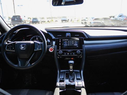 Certified 2018 Honda Civic EX image 11