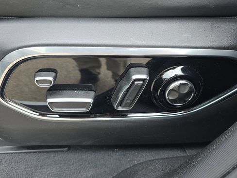 Used 2022 Jeep Grand Cherokee Summit image 18