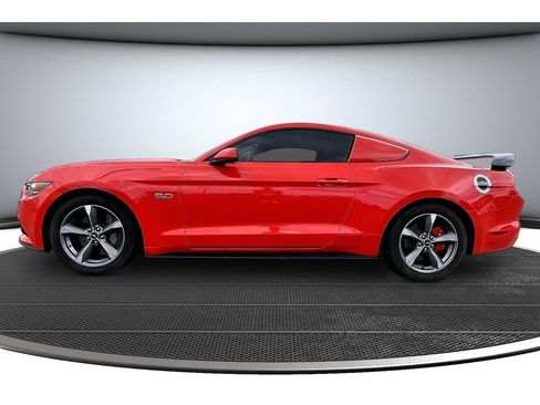 Used 2016 Ford Mustang GT RWD image 15