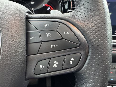 Used 2025 Dodge Durango R/T AWD/4WD image 18