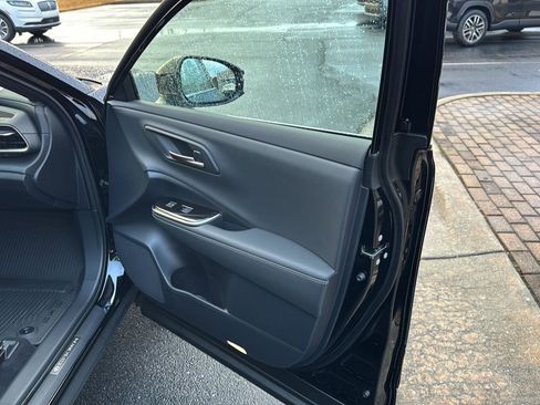 New 2026 Toyota Crown XLE image 12