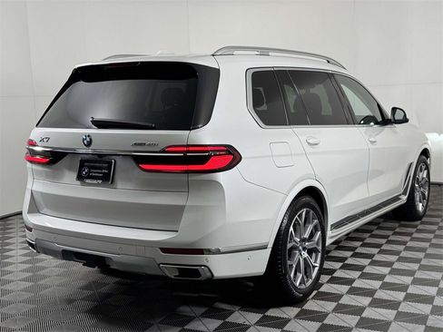 Used 2025 BMW X7 xDrive40i w/ Climate Comfort Package image 10