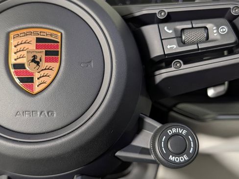 New 2026 Porsche Cayenne Coupe image 39