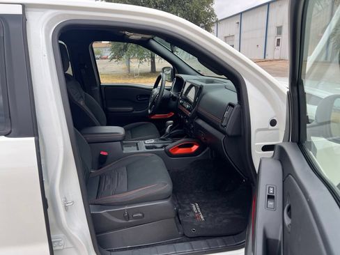 Used 2026 Nissan Frontier PRO-4X AWD/4WD image 19