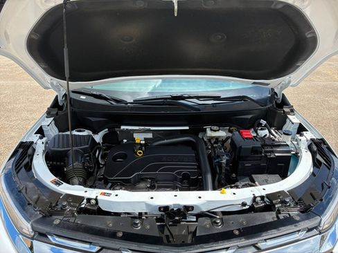 Used 2025 Chevrolet Equinox LT FWD image 31