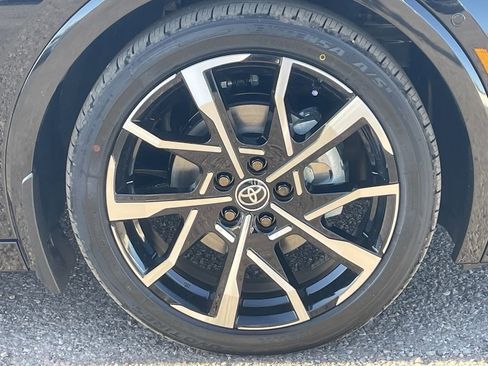 New 2026 Toyota Prius XSE Premium image 9