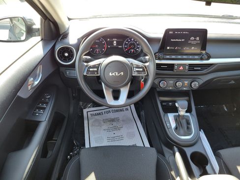 Used 2024 Kia Forte LXS FWD image 10