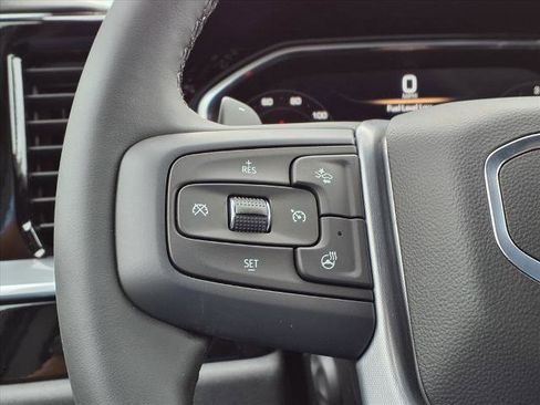 New 2026 GMC Sierra 1500 SLT image 11