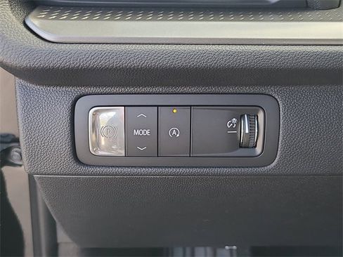 New 2026 Chevrolet Traverse LT w/ Midnight/Sport Edition image 26