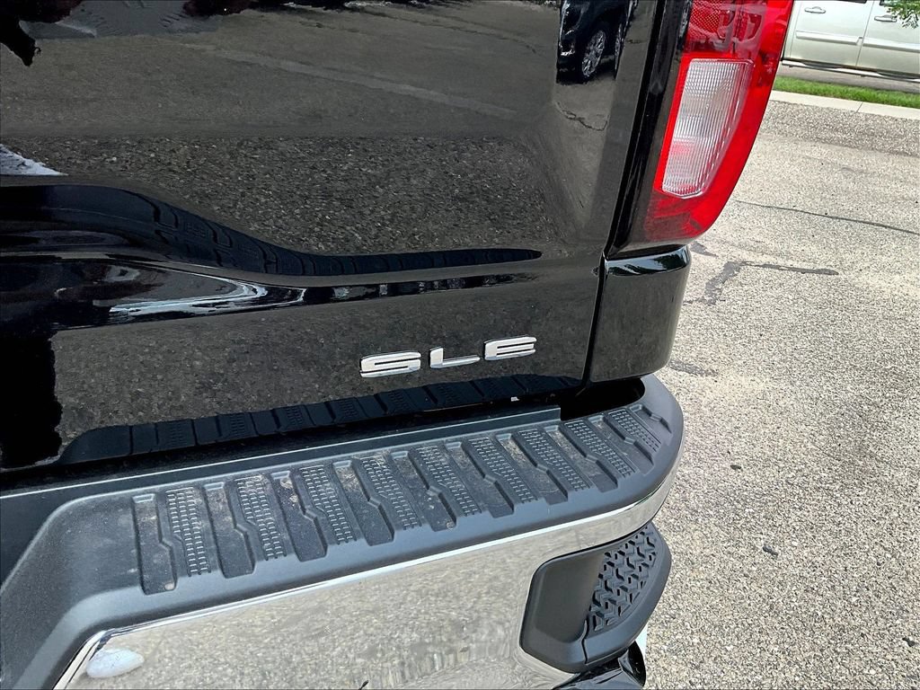 New 2026 GMC Sierra 1500 SLE AWD/4WD image 9