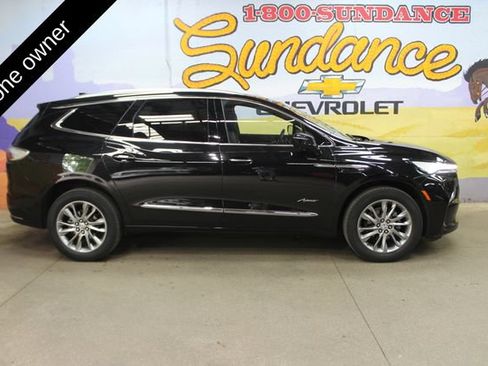 Used 2023 Buick Enclave Avenir w/ Avenir Technology Package AWD/4WD image 1