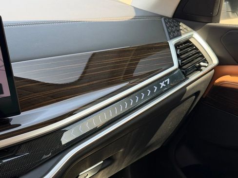 Certified 2024 BMW X7 xDrive40i AWD/4WD image 31