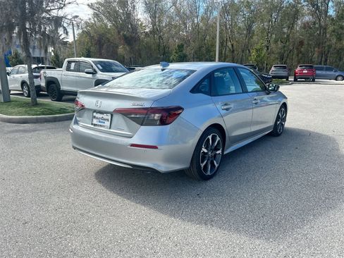 Used 2025 Honda Civic Sport Touring image 6