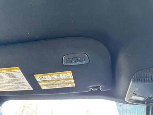 Used 2019 Ford Expedition XLT w/ Equipment Group 201A AWD/4WD image 30