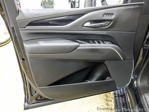 Used 2021 Cadillac Escalade Sport w/ Driver Assist Tech Package AWD/4WD image 23