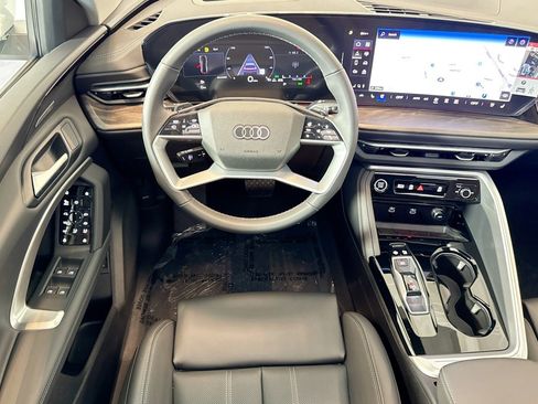 New 2025 Audi Q5 Prestige image 19