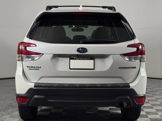 Used 2019 Subaru Forester Premium AWD/4WD image 7