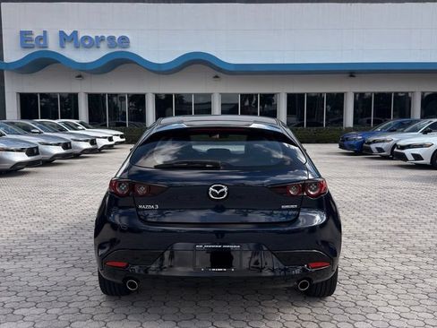 Used 2020 MAZDA MAZDA3 Hatchback FWD image 11