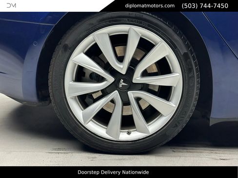 Used 2018 Tesla Model 3 Long Range image 36