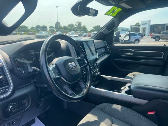 Used 2022 RAM 1500 4x4 Crew Cab image 28