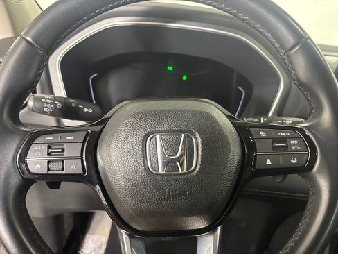 Used 2023 Honda Pilot EX-L image 10