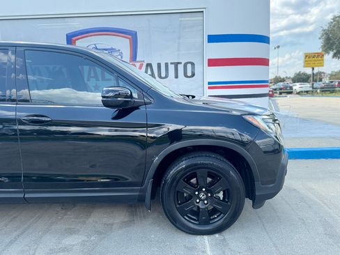 Used 2017 Honda Ridgeline Black Edition image 16