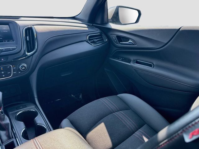 Used 2022 Chevrolet Equinox RS AWD/4WD image 27