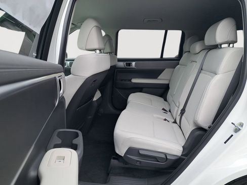 New 2026 Hyundai Santa Fe SE AWD/4WD image 14