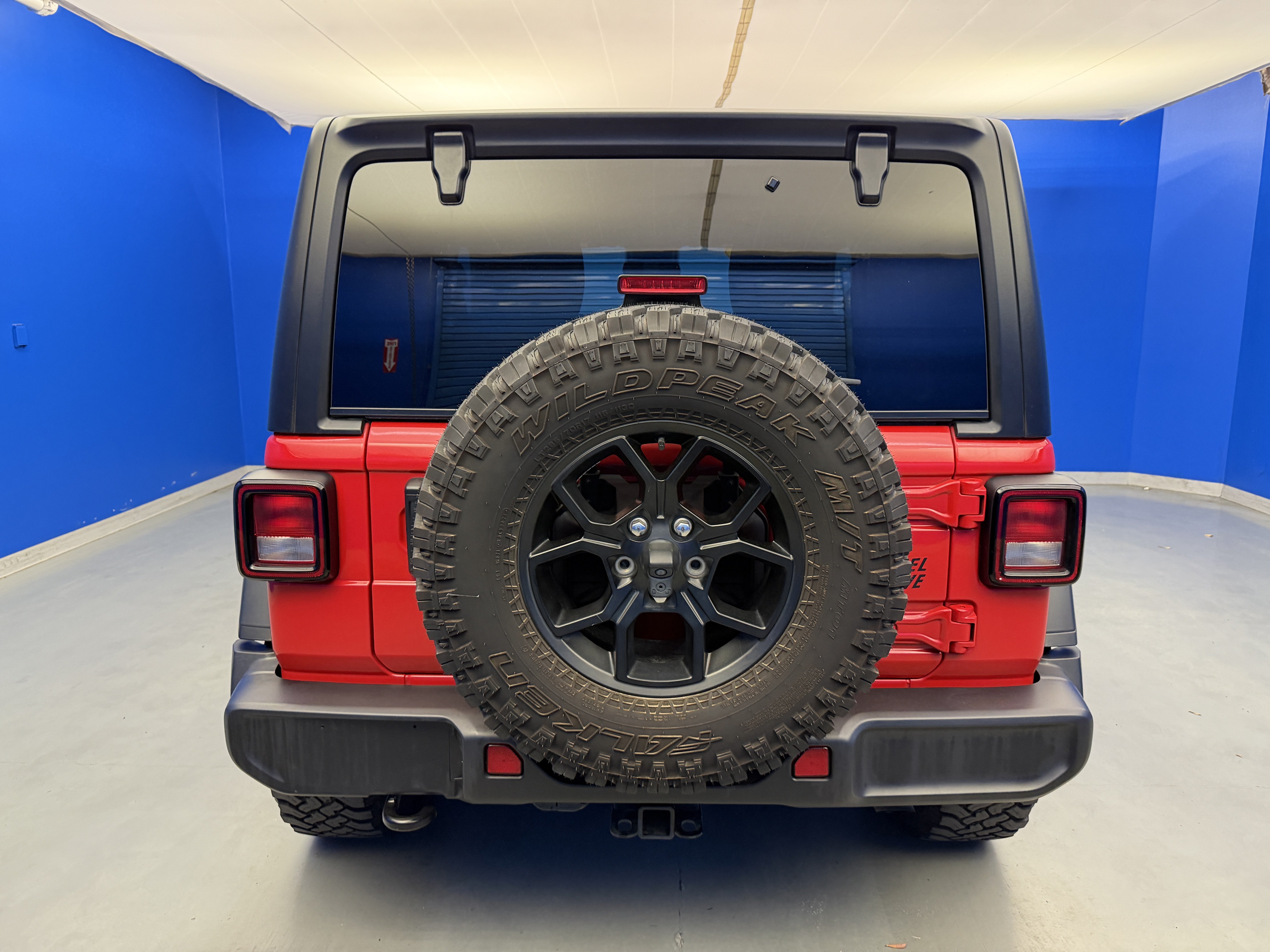 Used 2025 Jeep Wrangler Sport AWD/4WD image 6
