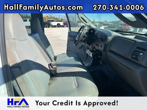 Used 2006 Ford F350 XL image 16