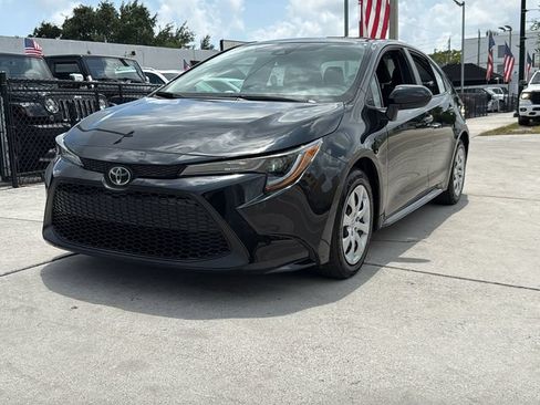 Used 2020 Toyota Corolla LE FWD image 10
