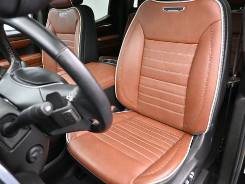 Used 2023 GMC Sierra 1500 Denali Ultimate image 20