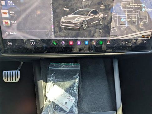 Used 2022 Tesla Model S AWD/4WD image 20