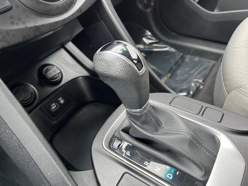Used 2017 Hyundai Santa Fe Sport FWD image 26
