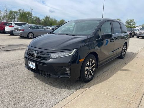 New 2026 Honda Odyssey EX-L image 2