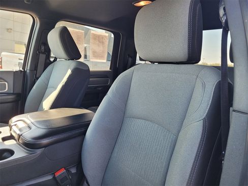 Used 2022 RAM 2500 Big Horn image 11