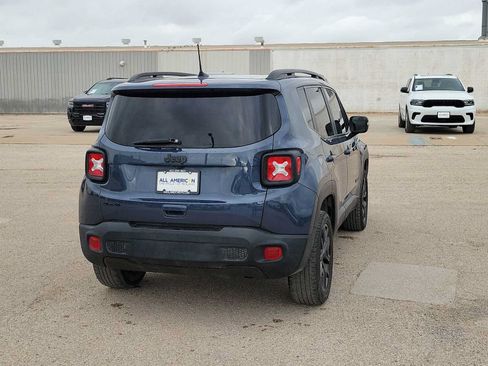 Used 2023 Jeep Renegade Altitude w/ Sun/Sound Group AWD/4WD image 8